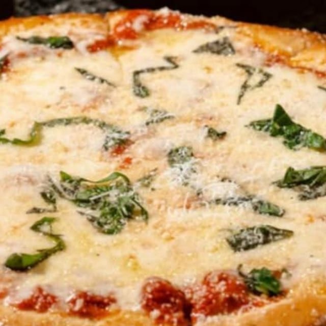 Pizza Margherita.